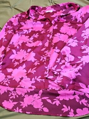 PLEIONE Pink and Magenta Floral Button-Down Shirt